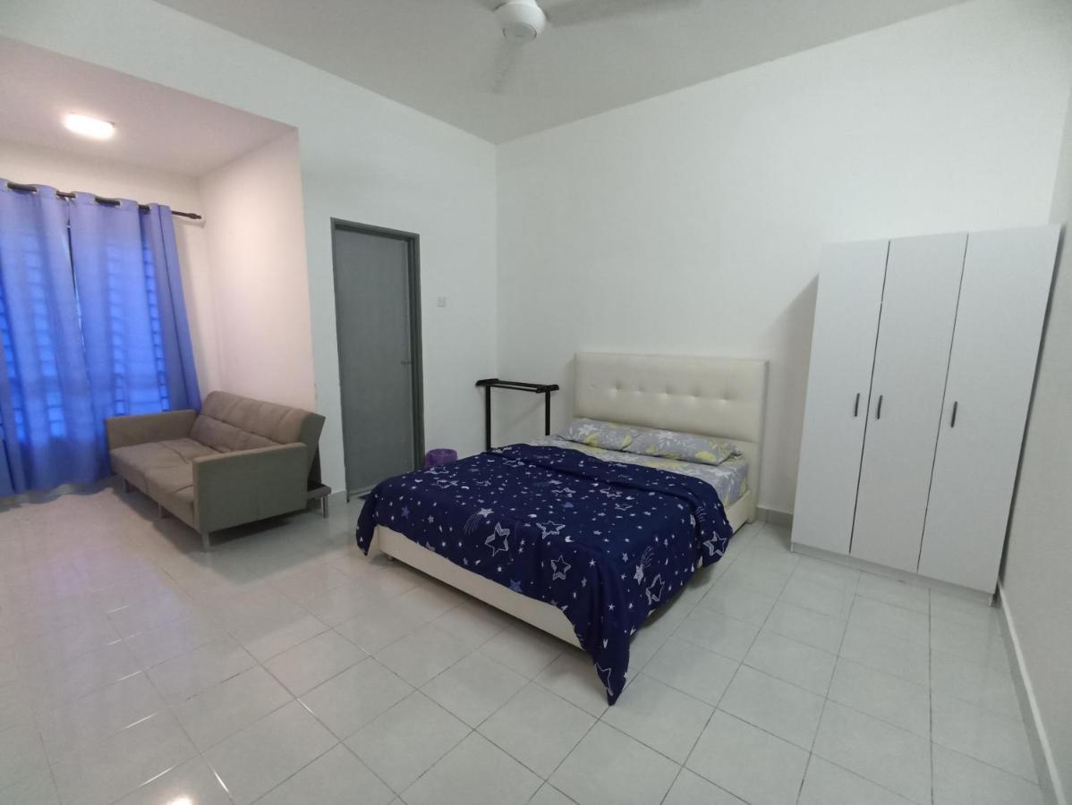 Aisya Homestay Bajet Karak Setia Extérieur photo